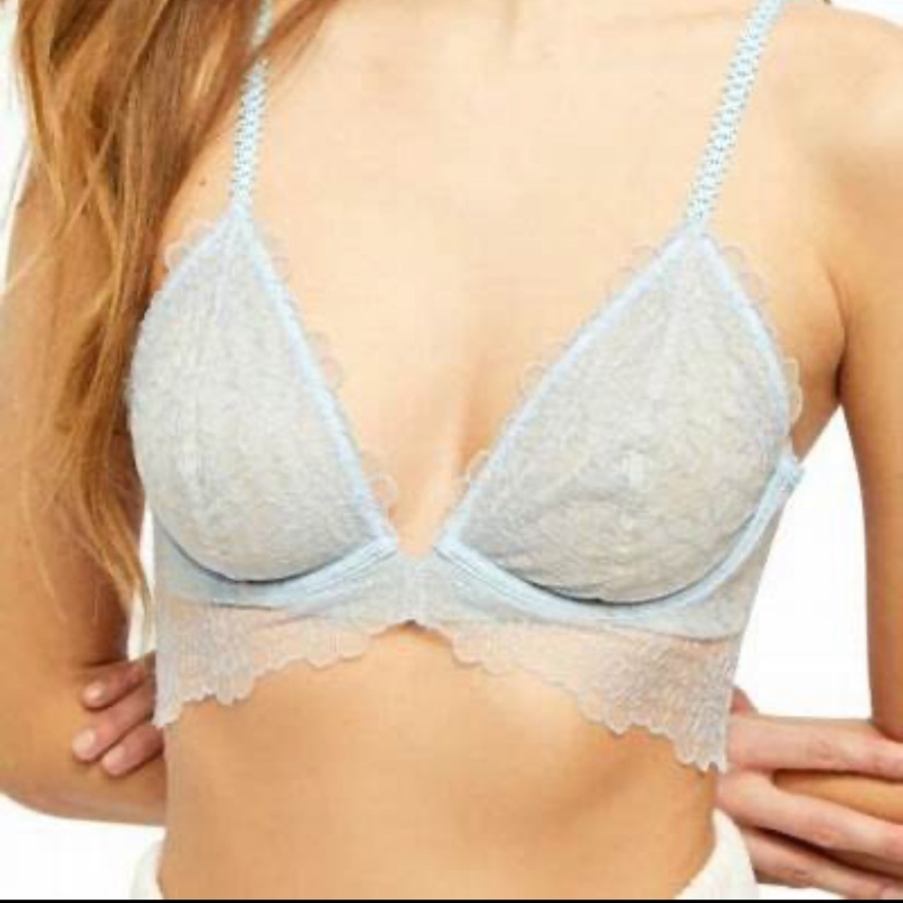 FREE PEOPLE LUCIA LACE UNDERWIRE BRA PRETTY BLUE HYDRANGEA COLOR LAYERING SZ 32A